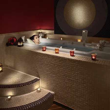 Radisson Blu & Spa, 4*